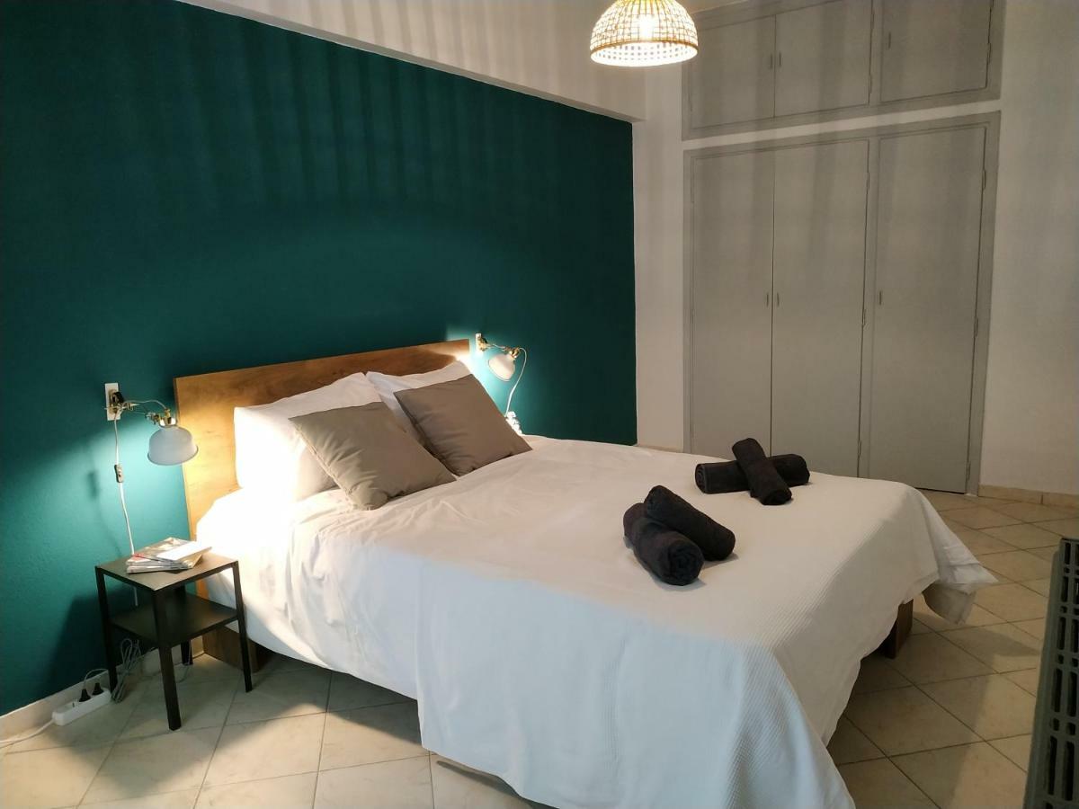 סלוניקי Bright Apartment Steps From The Sea מראה חיצוני תמונה